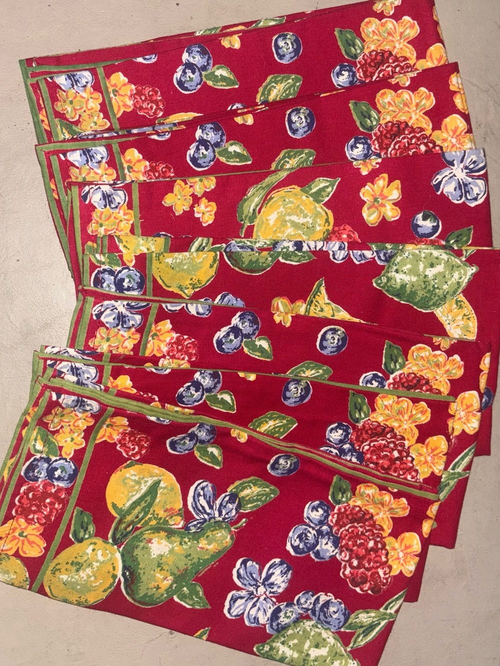 7 April Cornell cloth cotton Red print napkins like NEW
